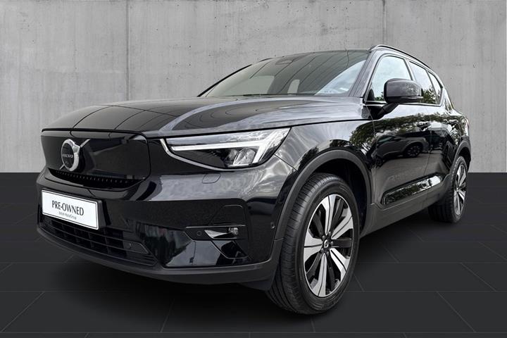 Sort Volvo XC40 fra 2023
