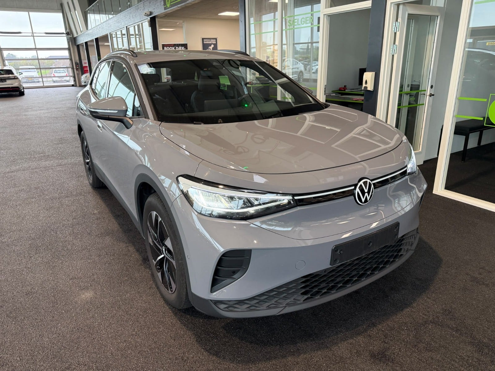 Grå VW ID.4 fra 2025