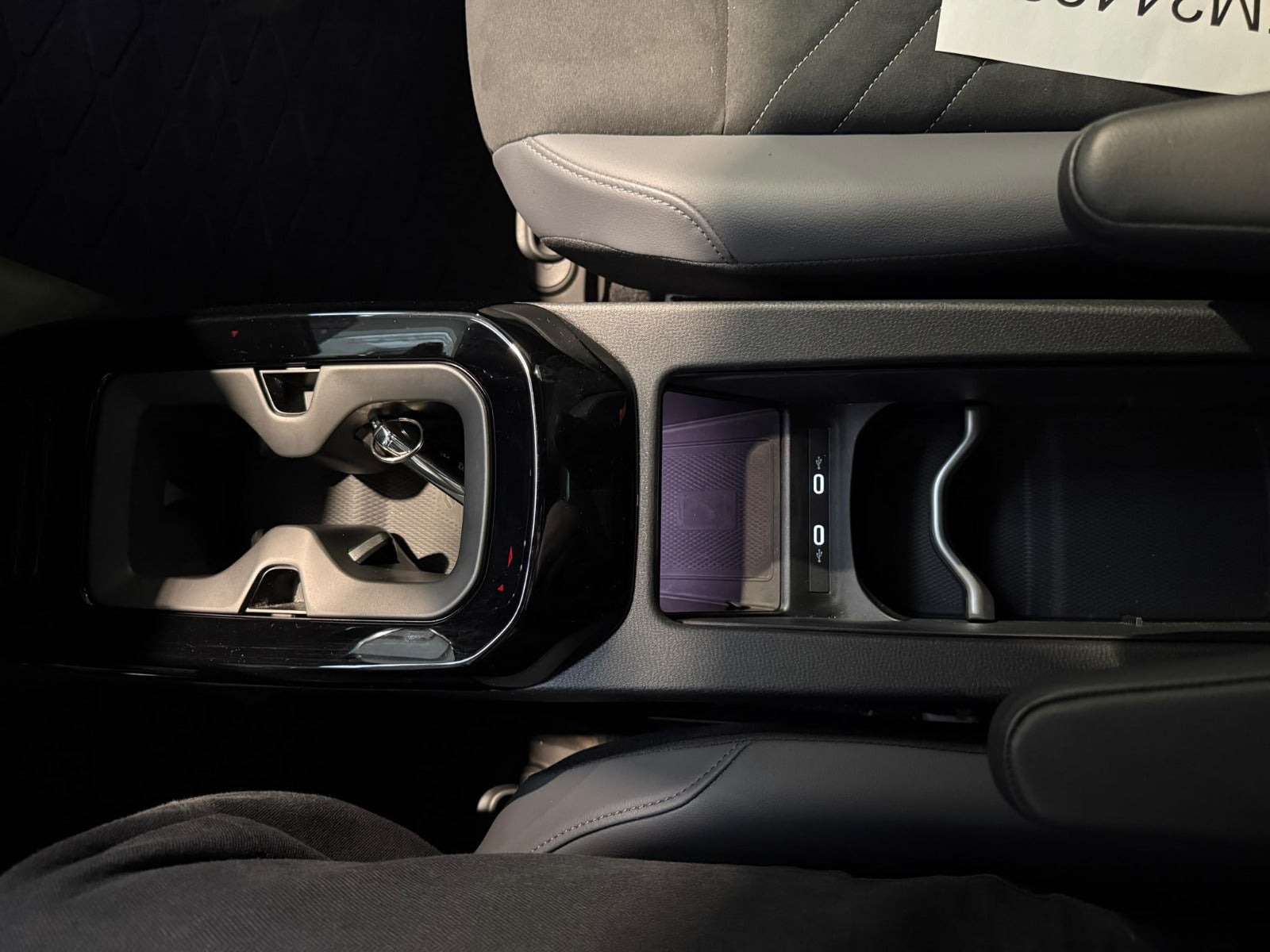 Grå VW ID.4 fra 2025