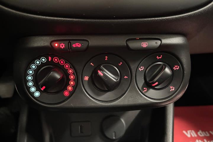Grå Opel Corsa fra 2018