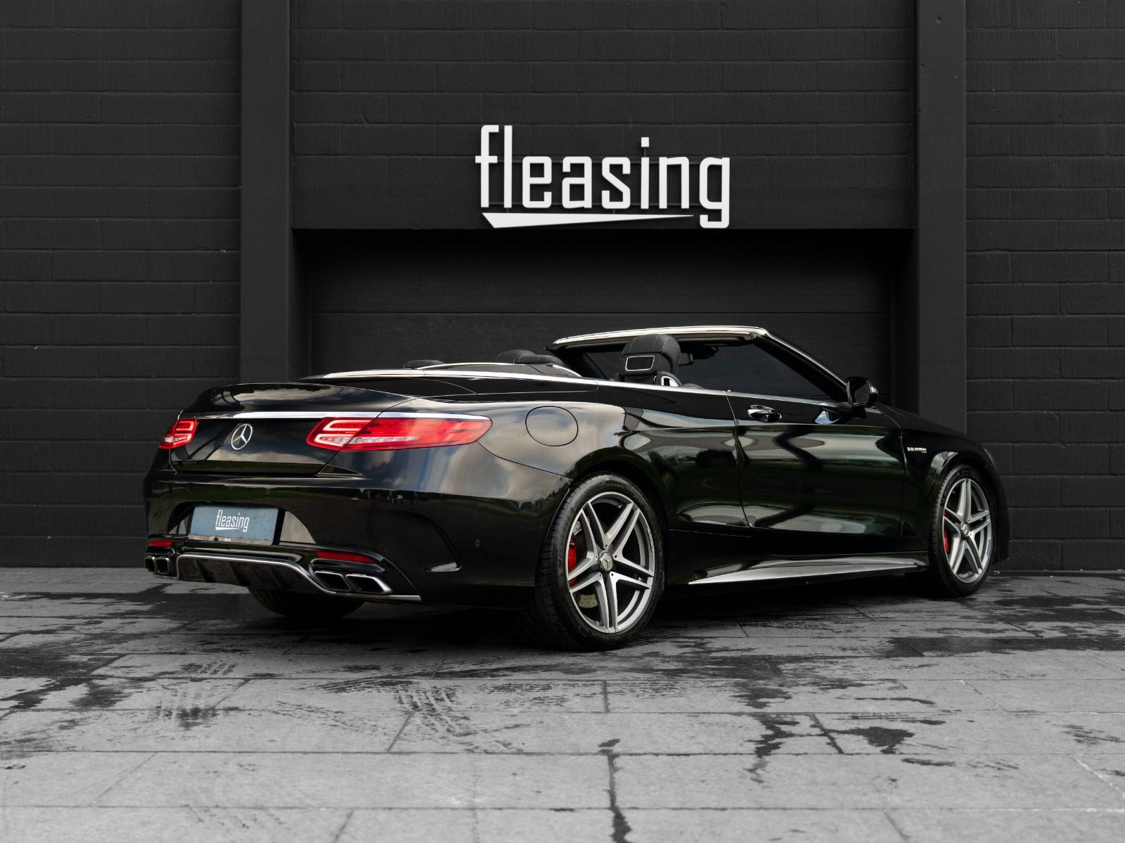 Sort Mercedes S63 fra 2016