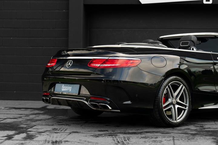 Sort Mercedes S63 fra 2016