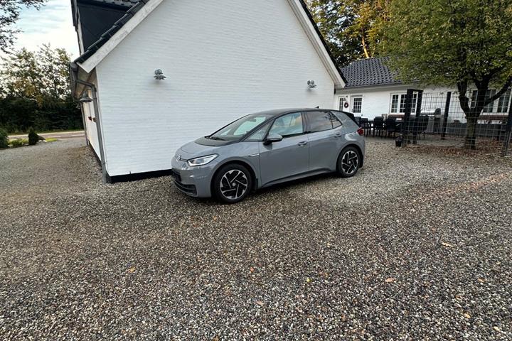 Grå VW ID.3 fra 2020