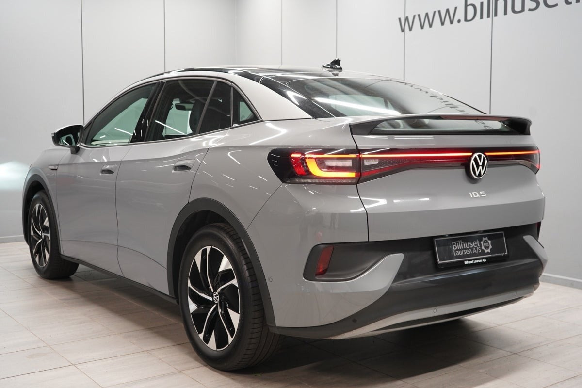 Grå VW ID.5 fra 2023
