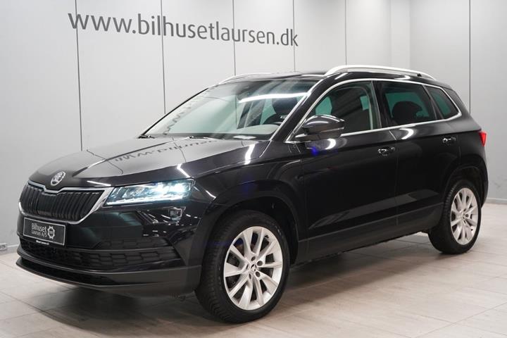 Sort Skoda Karoq fra 2020