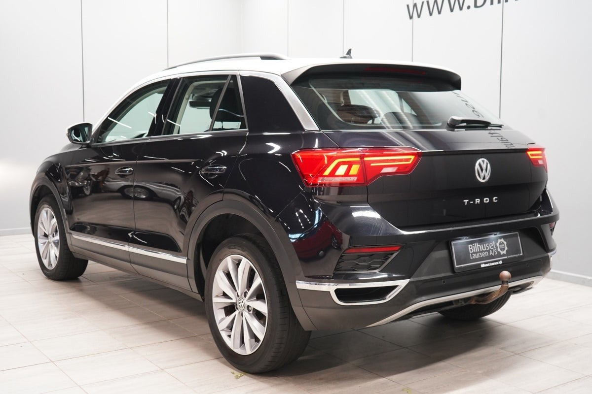 Sort VW T-Roc fra 2018