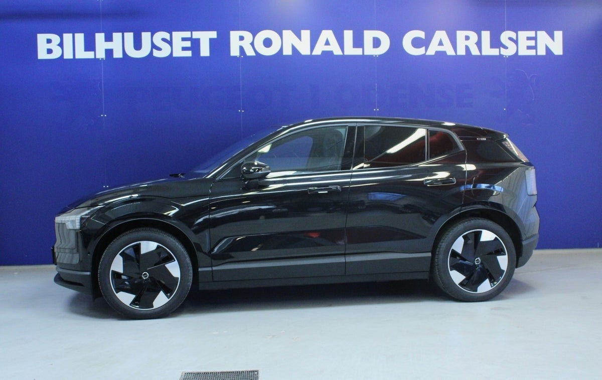 Volvo EX30 Extended Range Ultra