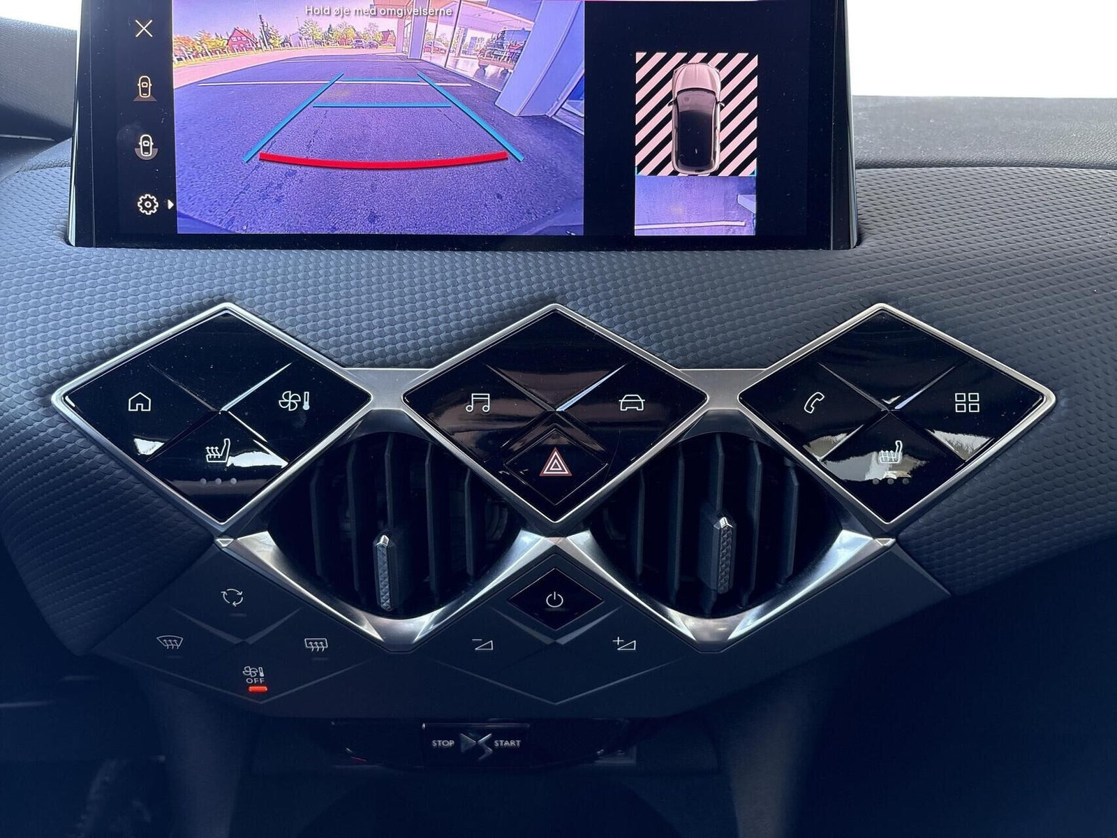 Hvid DS DS 3 CrossBack fra 2022