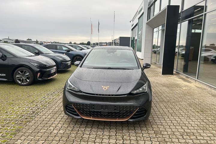 Grå Cupra Born fra 2023