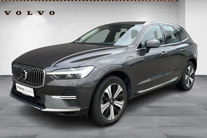 Grå Volvo XC60 fra 2023