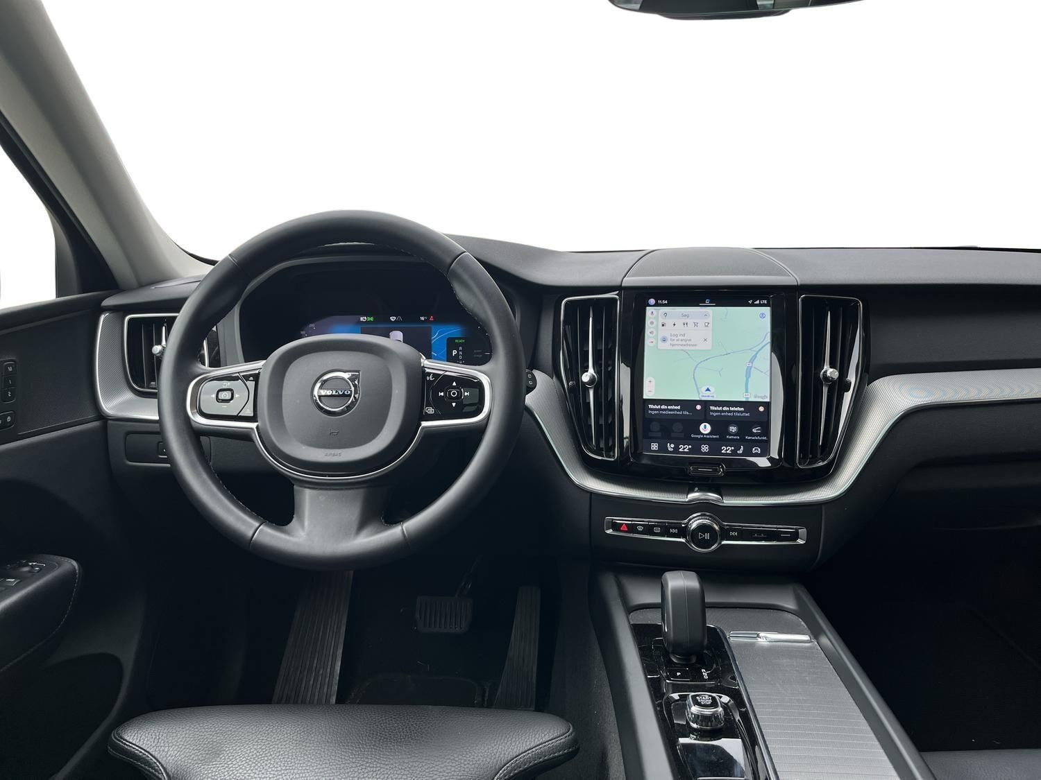 Grå Volvo XC60 fra 2023