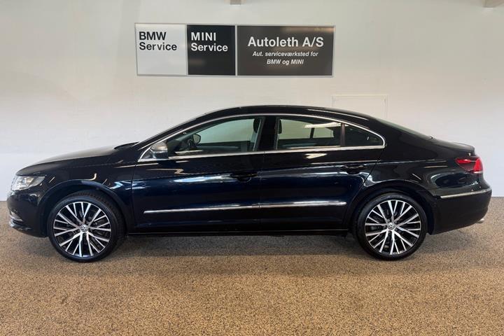 Sort VW CC fra 2014