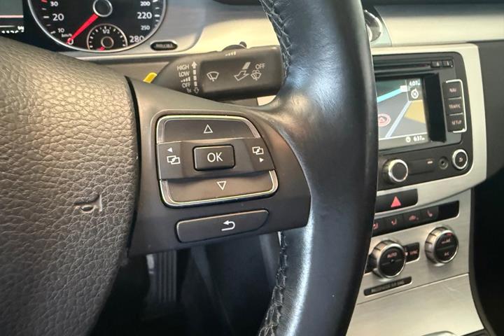 Sort VW CC fra 2014
