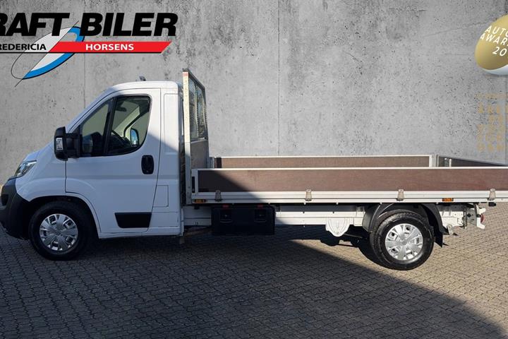 undefined Opel Movano fra 2023