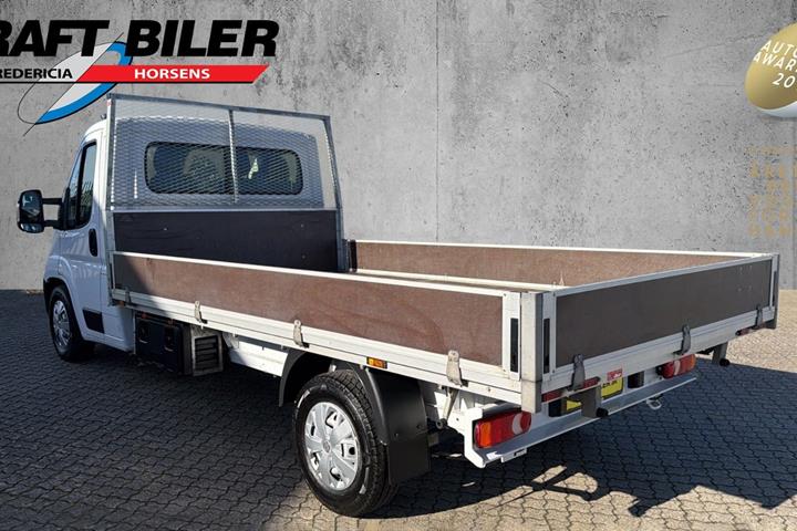 undefined Opel Movano fra 2023