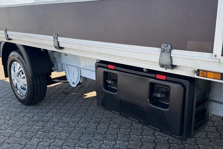 undefined Opel Movano fra 2023