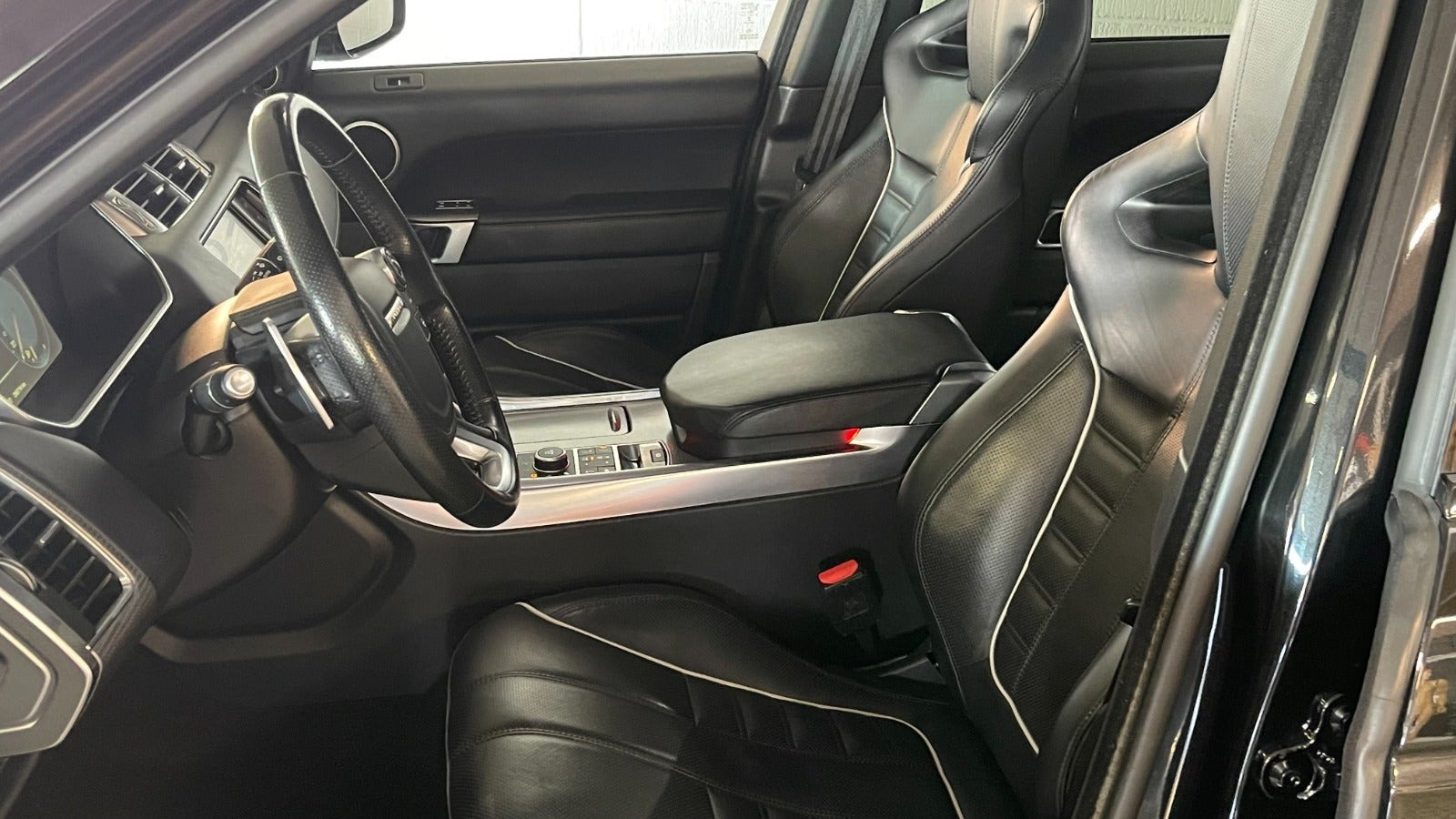 undefined Land Rover Range Rover sport fra 2016