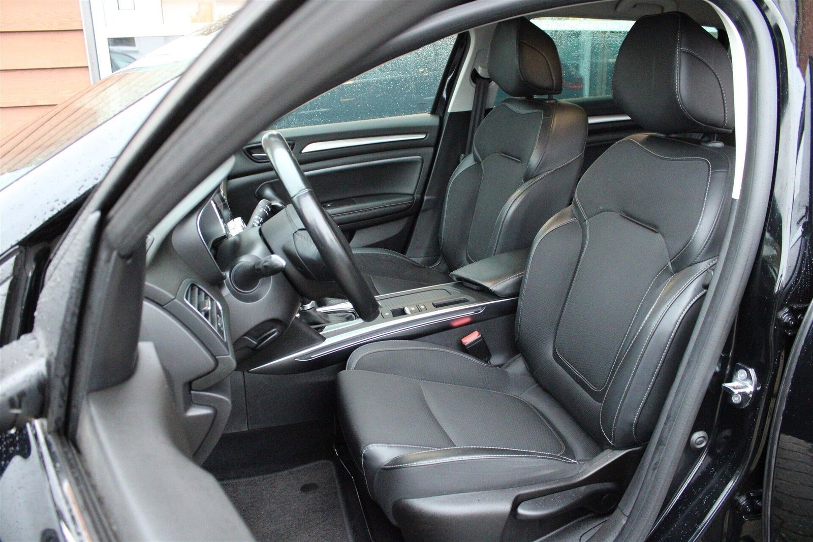 Sort Renault Megane IV fra 2020
