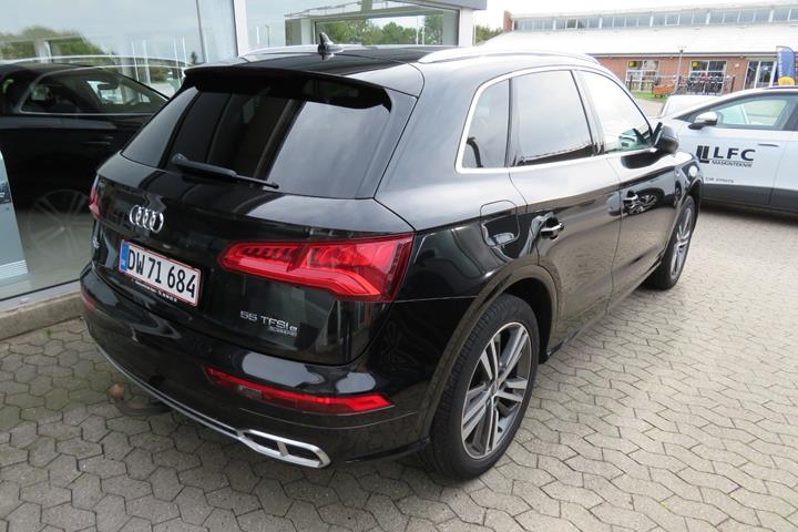 Sort Audi Q5 fra 2020