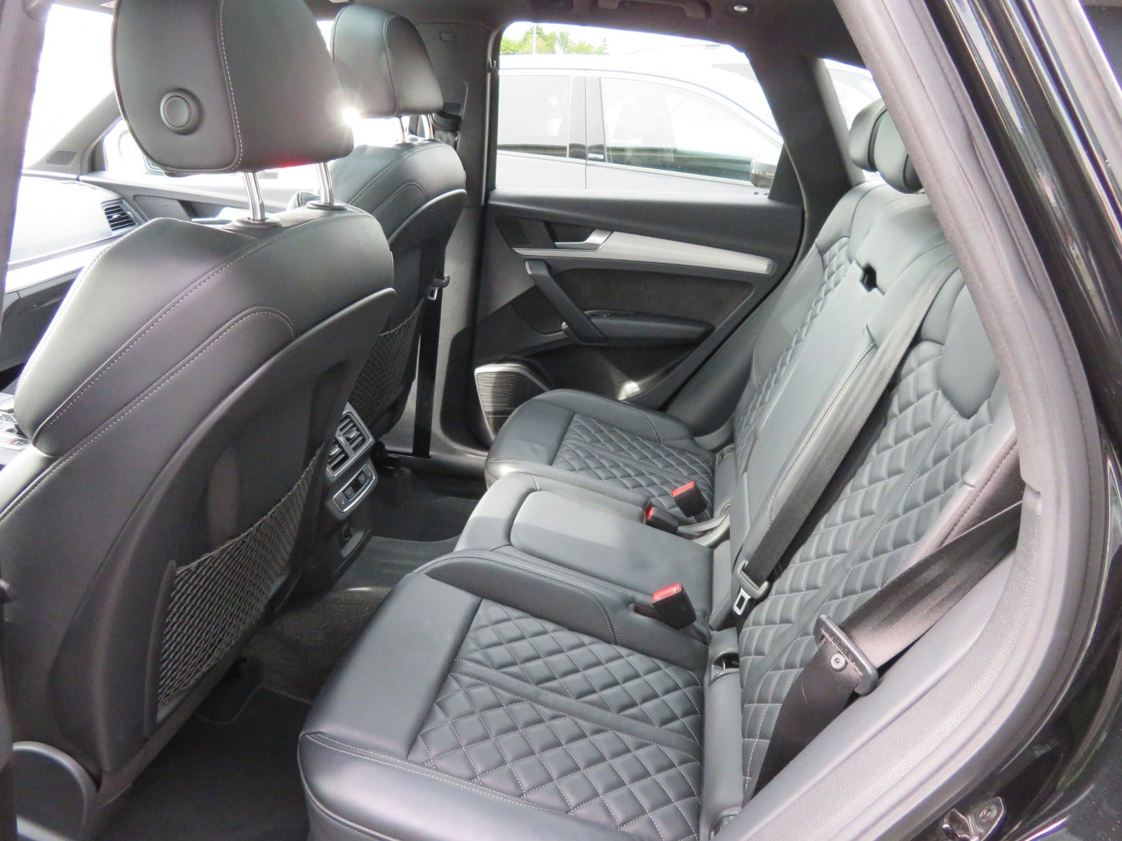 Sort Audi Q5 fra 2020