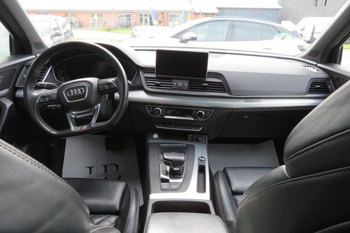 Sort Audi Q5 fra 2020