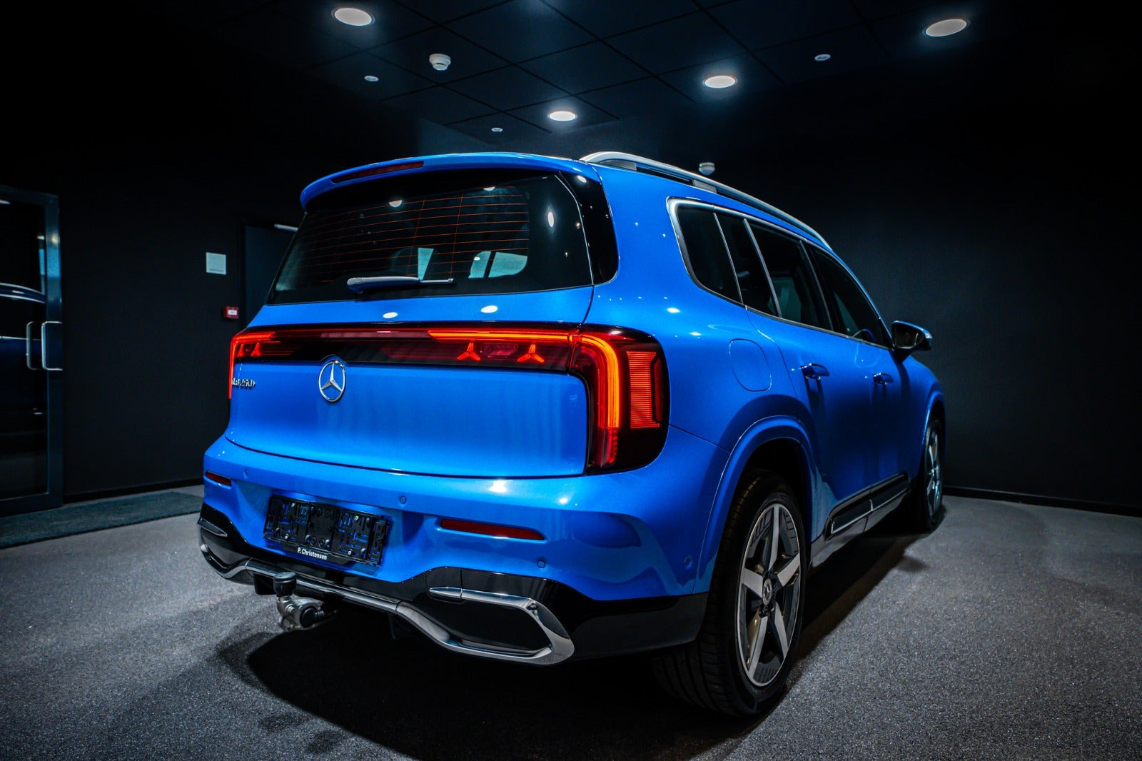 Blå Mercedes GLB250+ fra 2026