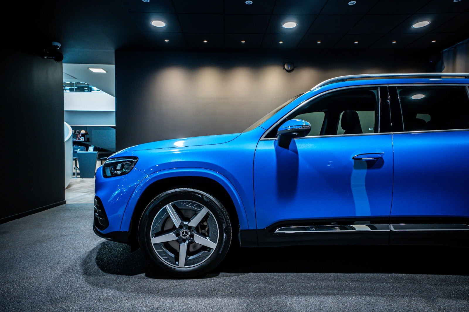Blå Mercedes GLB250+ fra 2026