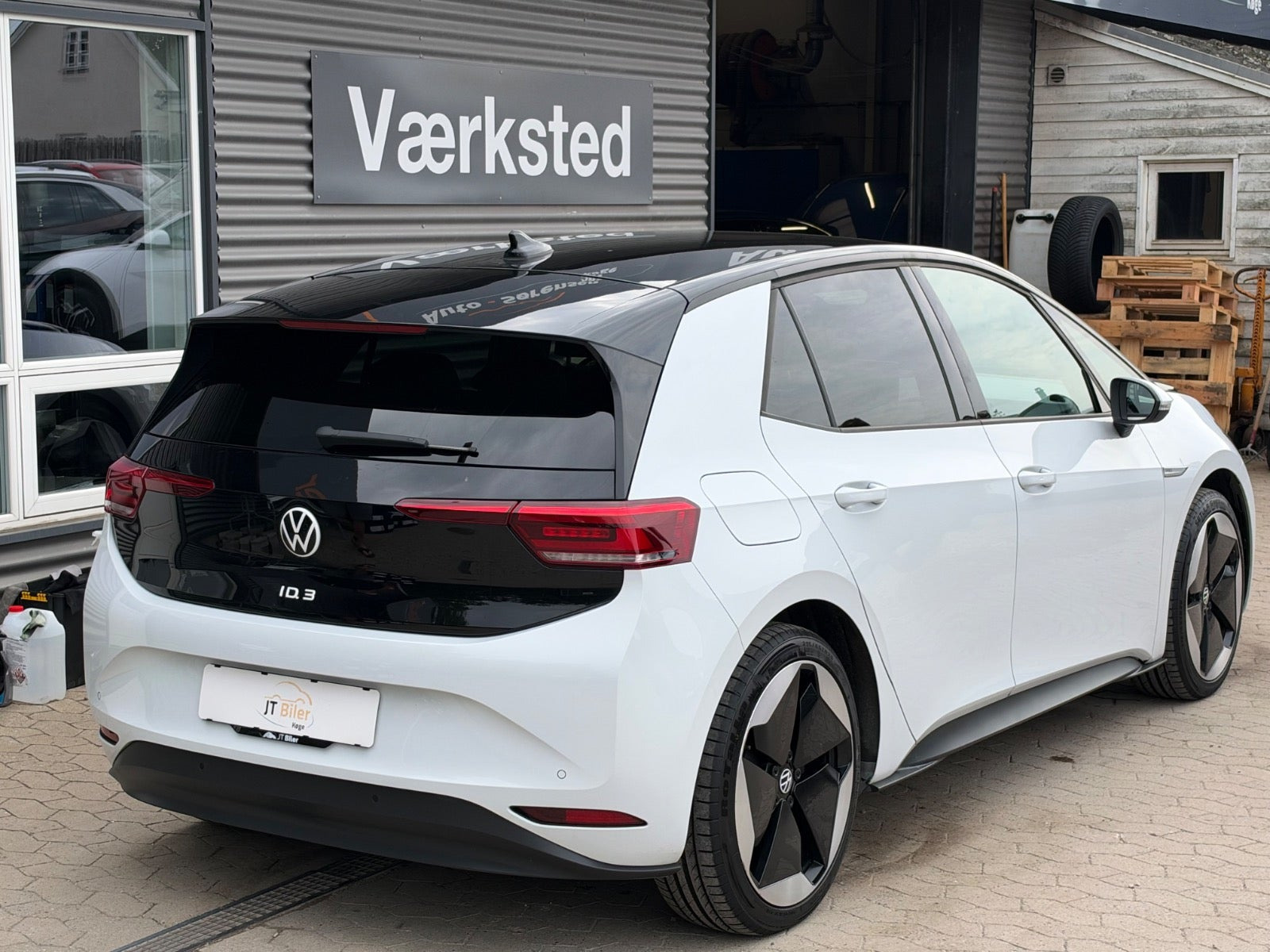 Hvid VW ID.3 fra 2023