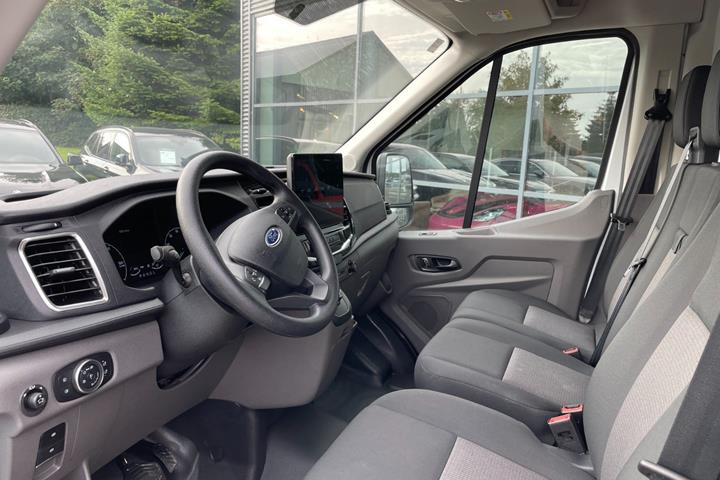 Hvid Ford E-Transit 350 L3 Van fra 2024