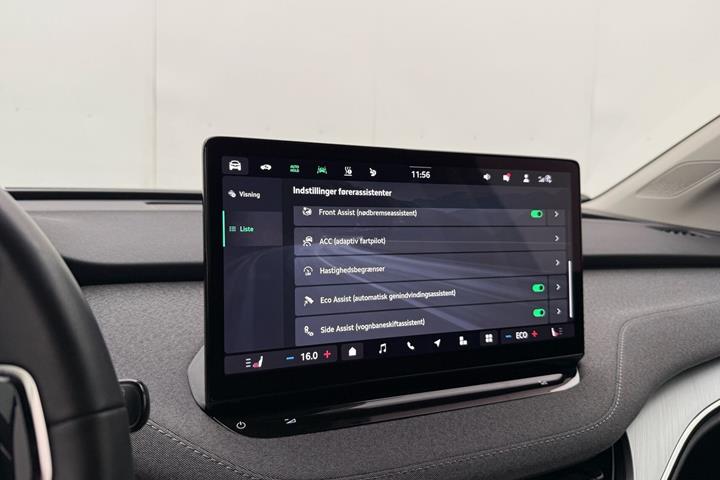Blå Skoda Enyaq fra 2024