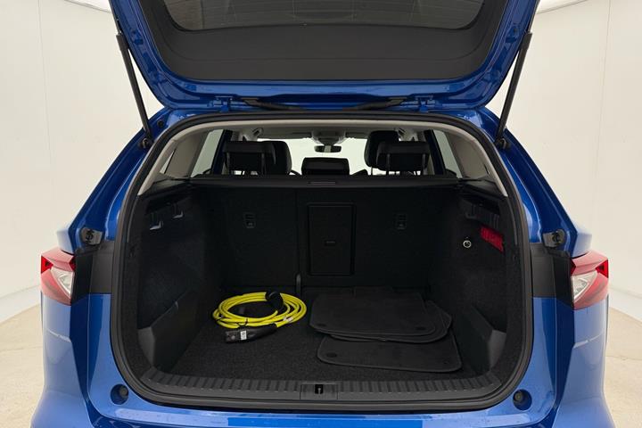 Blå Skoda Enyaq fra 2024