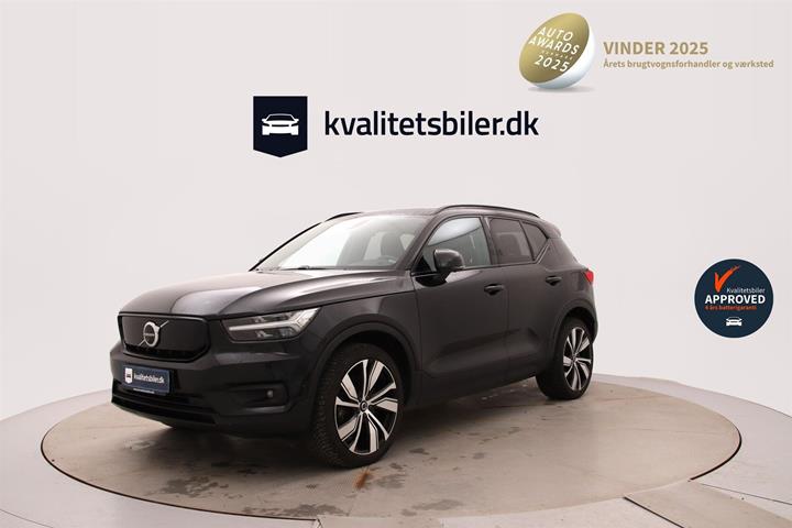 Sort Volvo XC40 fra 2022