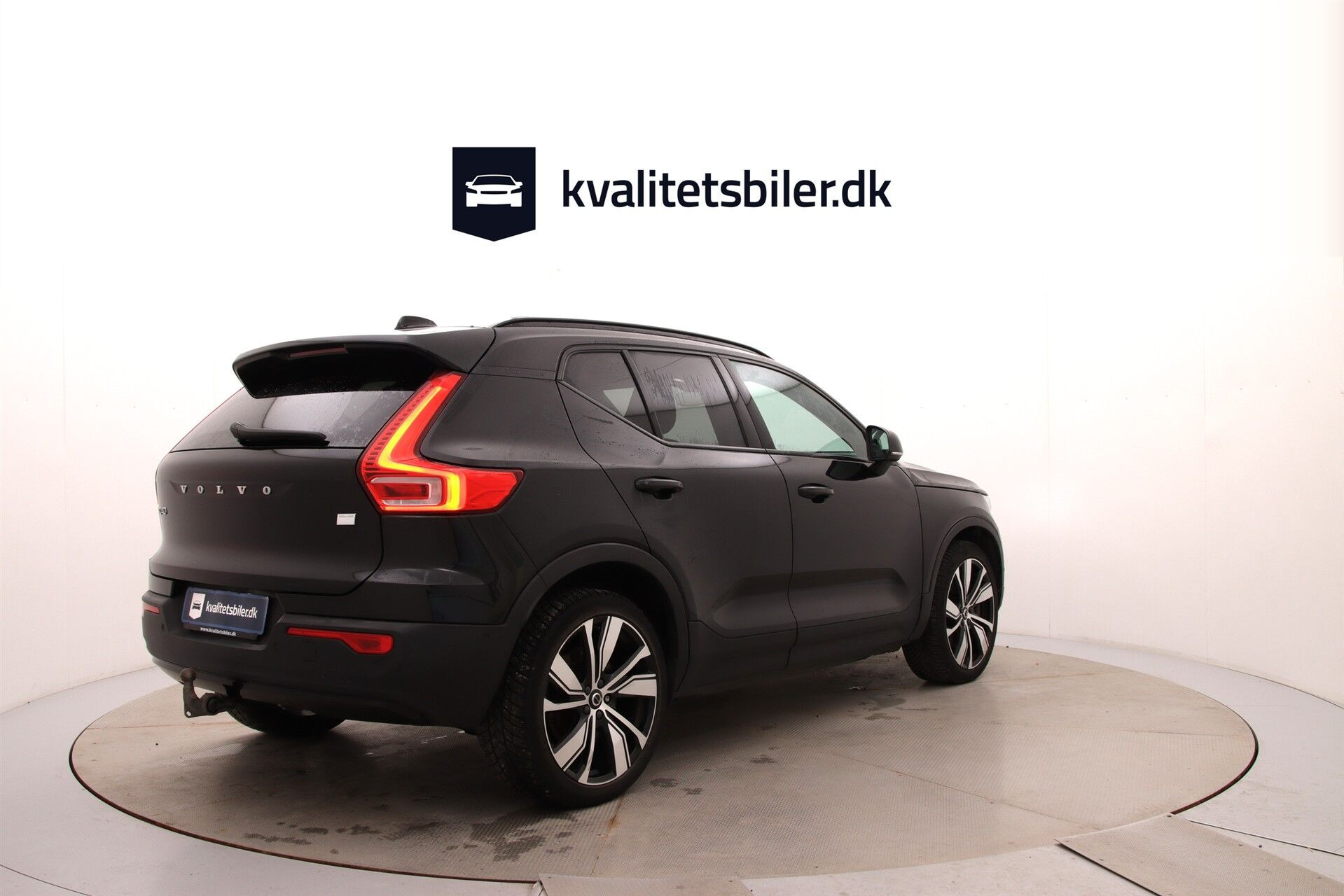 Sort Volvo XC40 fra 2022