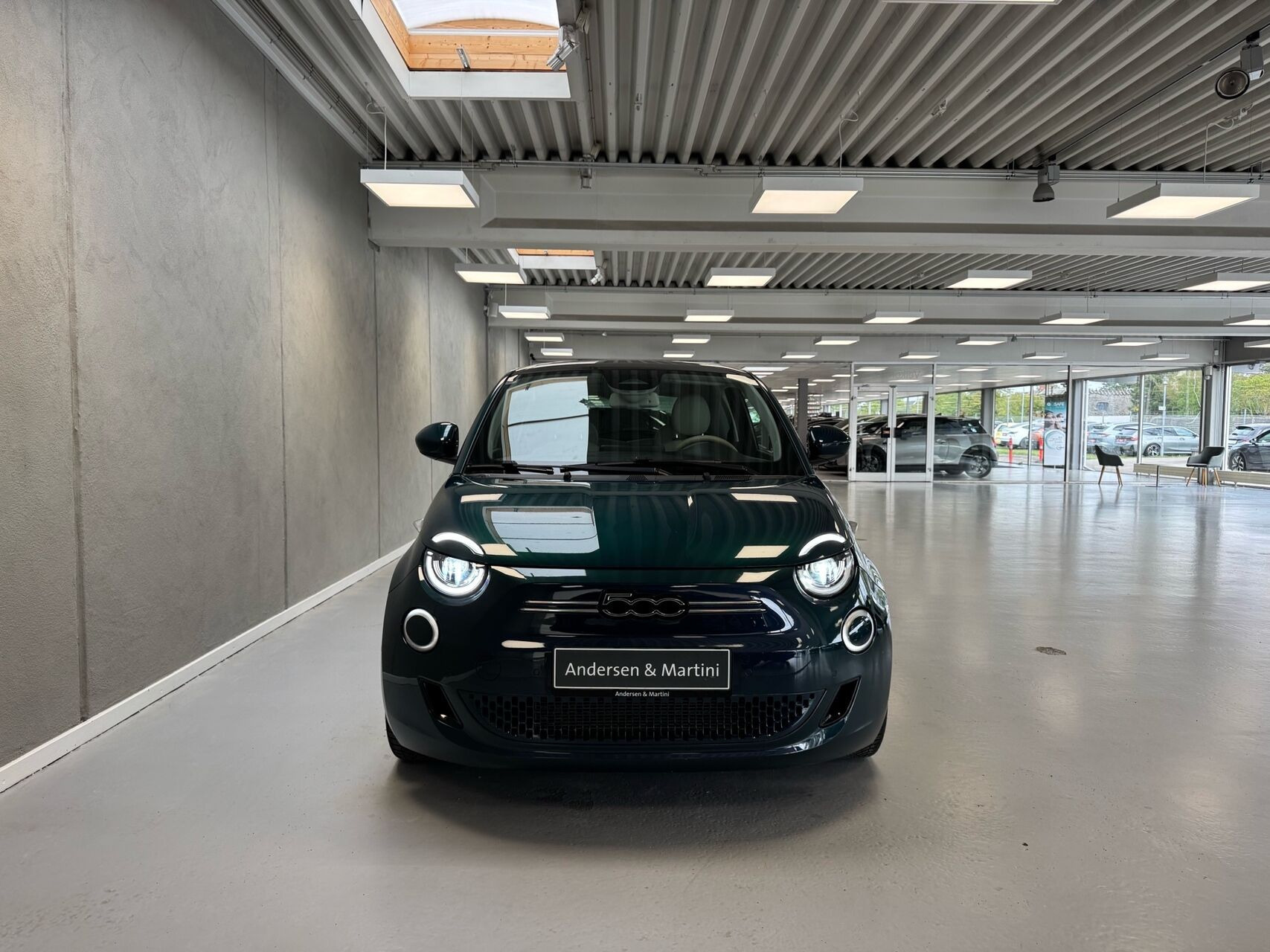 Grøn Fiat 500e fra 2023