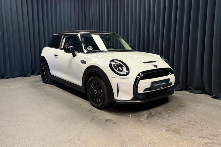 Hvid Mini Cooper fra 2023