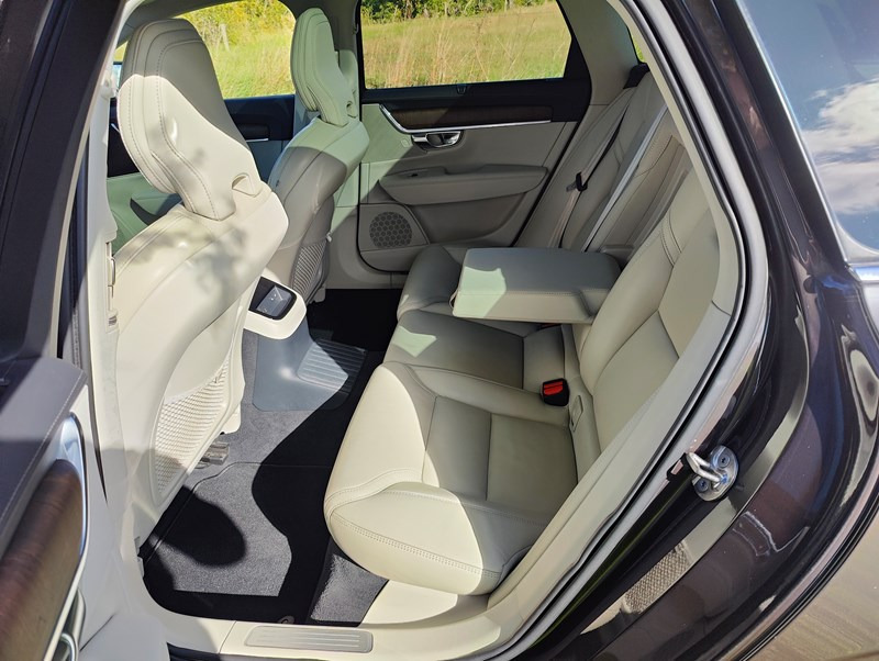 undefined Volvo V90 fra 2022