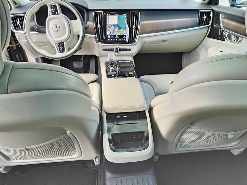 undefined Volvo V90 fra 2022