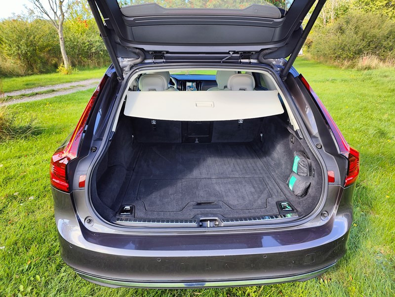 undefined Volvo V90 fra 2022