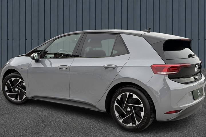 Grå VW ID.3 fra 2023