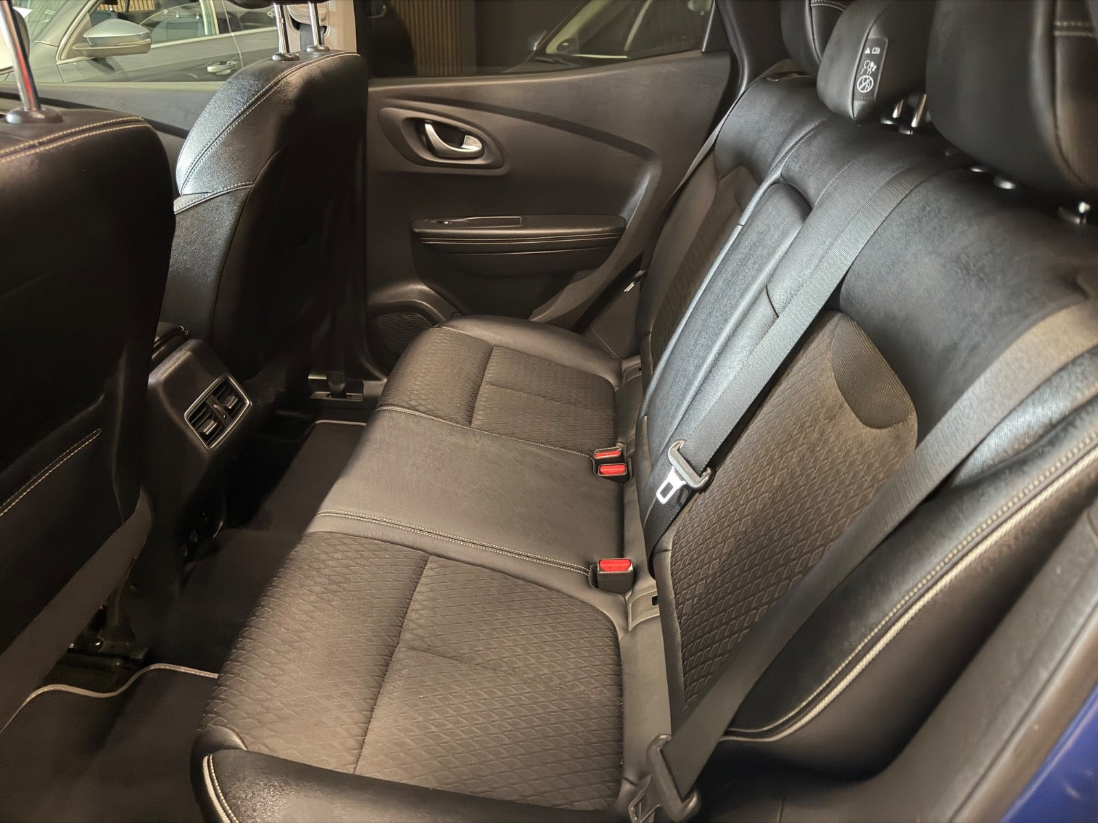 Blå Renault Kadjar fra 2019