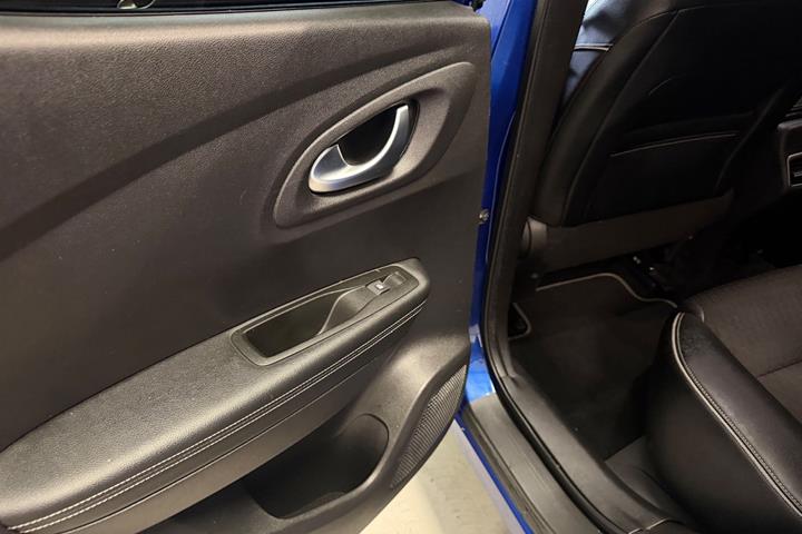 Blå Renault Kadjar fra 2019