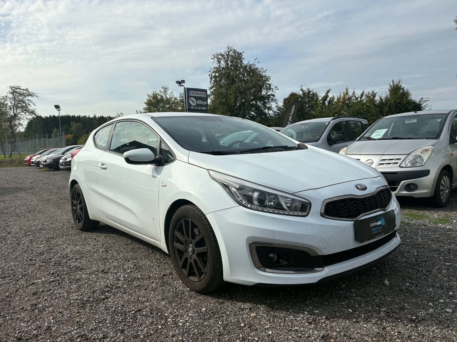 Hvid Kia Ceed fra 2016