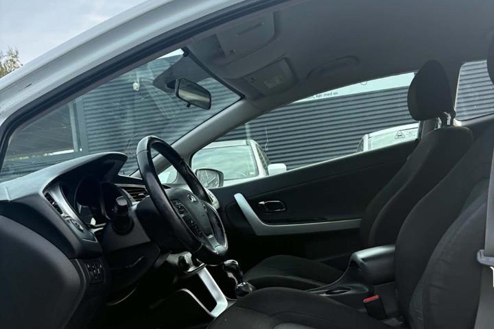 Hvid Kia Ceed fra 2016