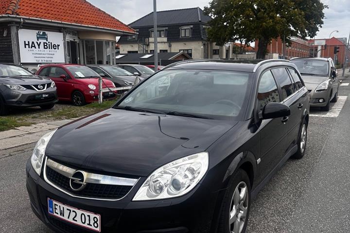 Sort Opel Vectra fra 2008