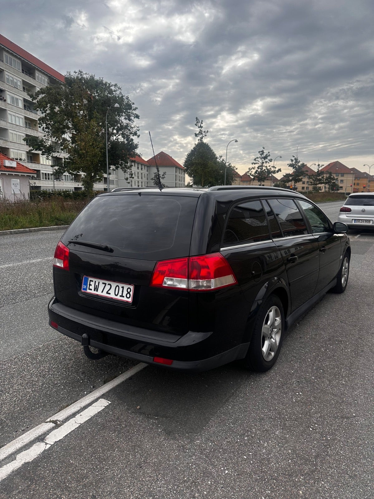Sort Opel Vectra fra 2008