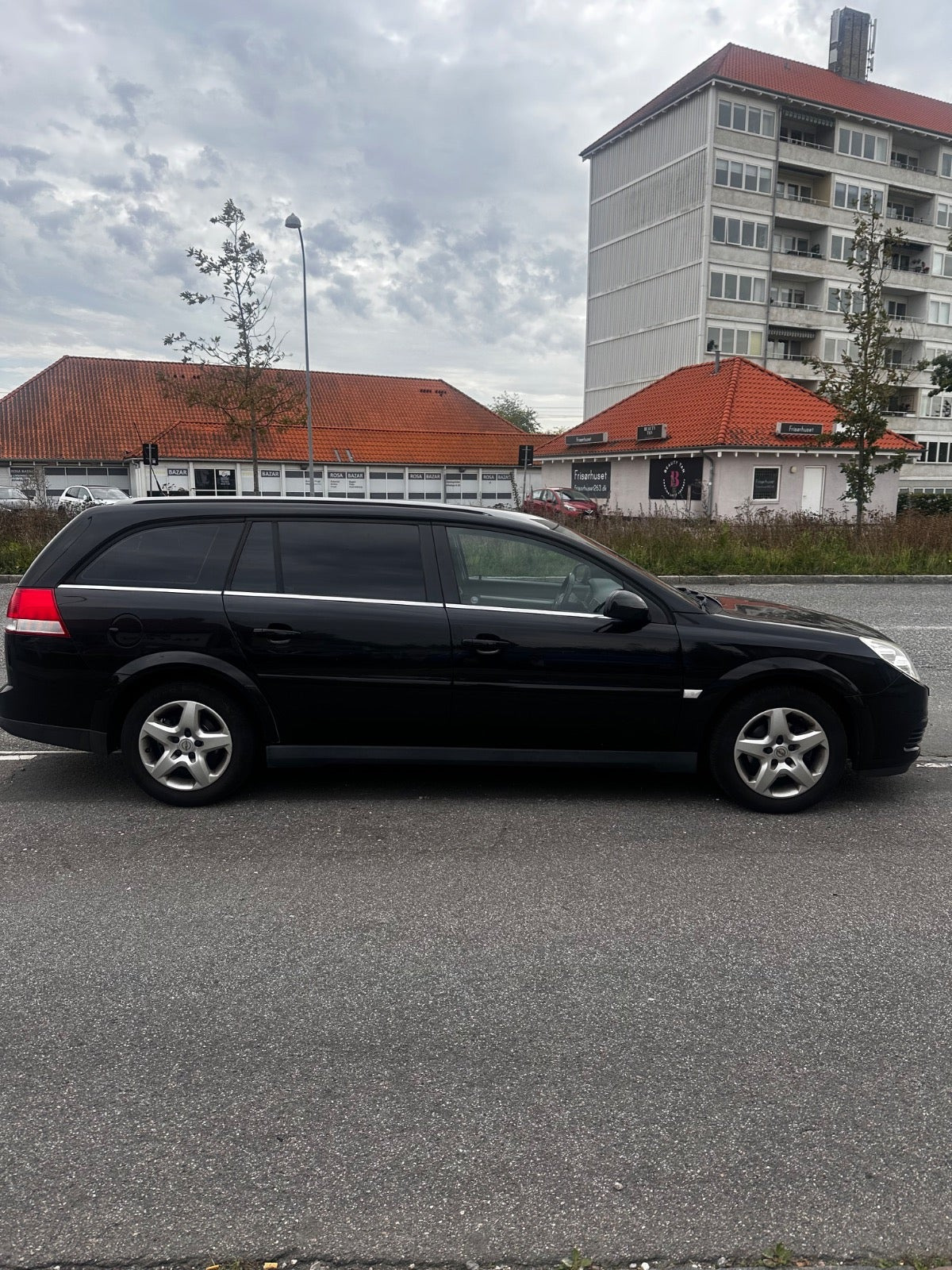Sort Opel Vectra fra 2008