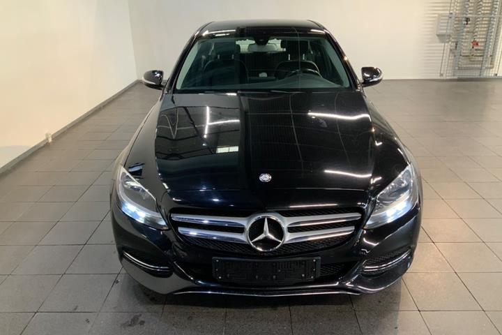 Sort Mercedes C200 fra 2014