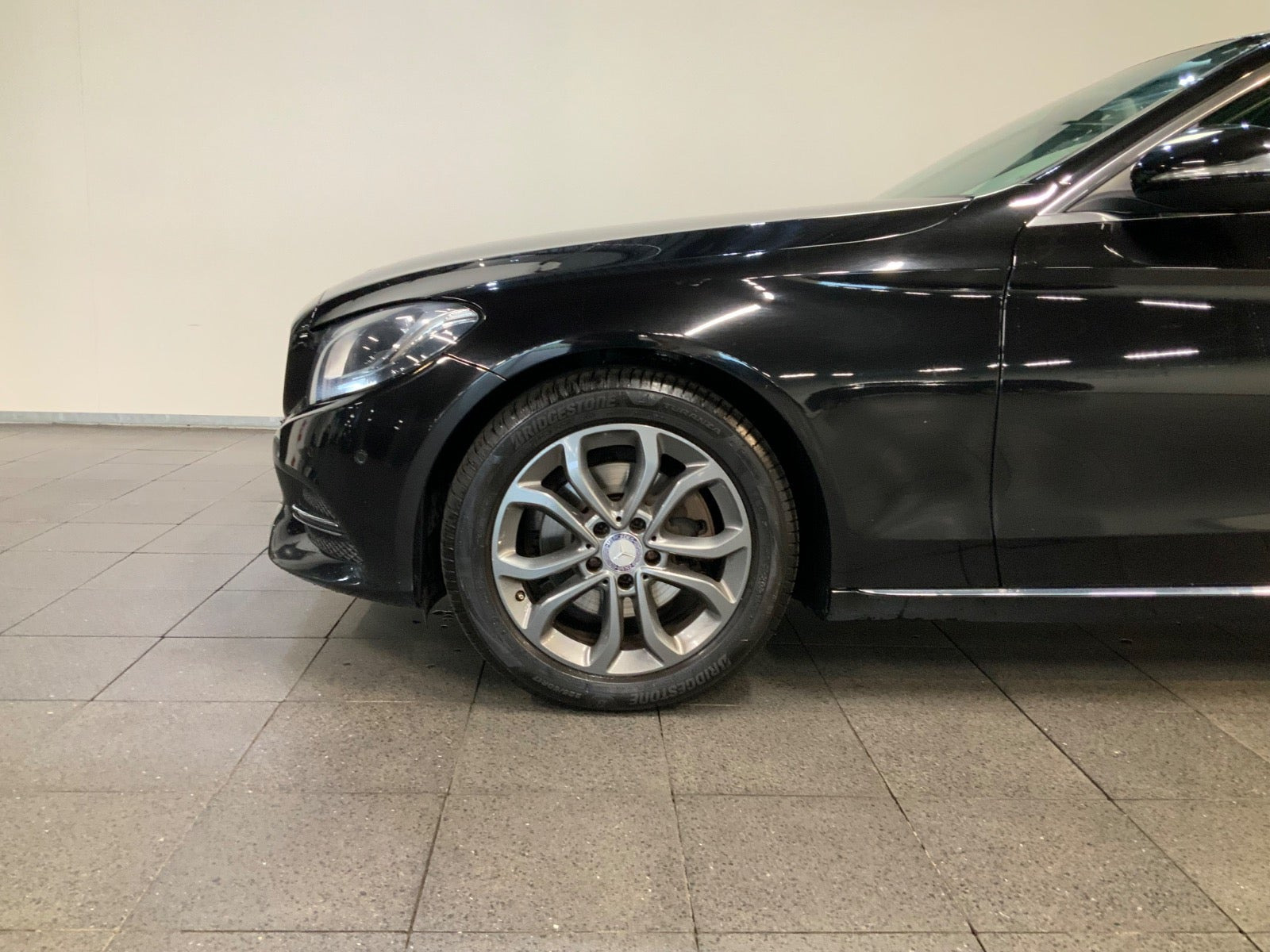 Sort Mercedes C200 fra 2014