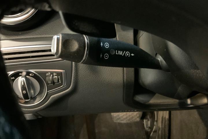 Sort Mercedes C200 fra 2014
