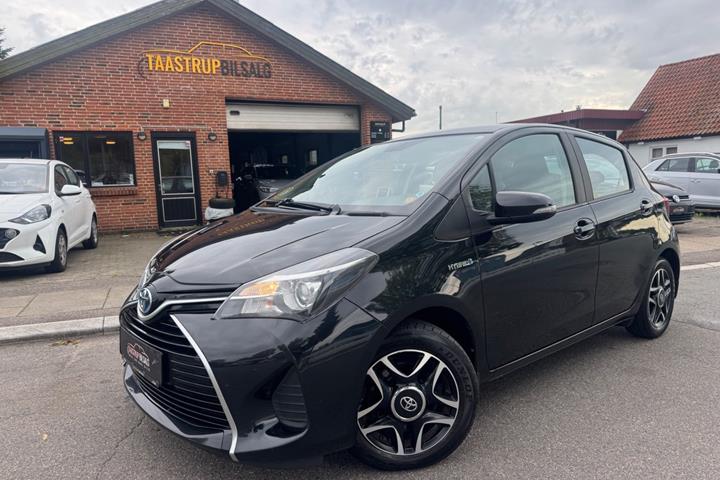 undefined Toyota Yaris fra 2015